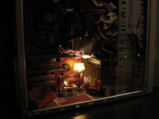 home-inside-computer-case01
