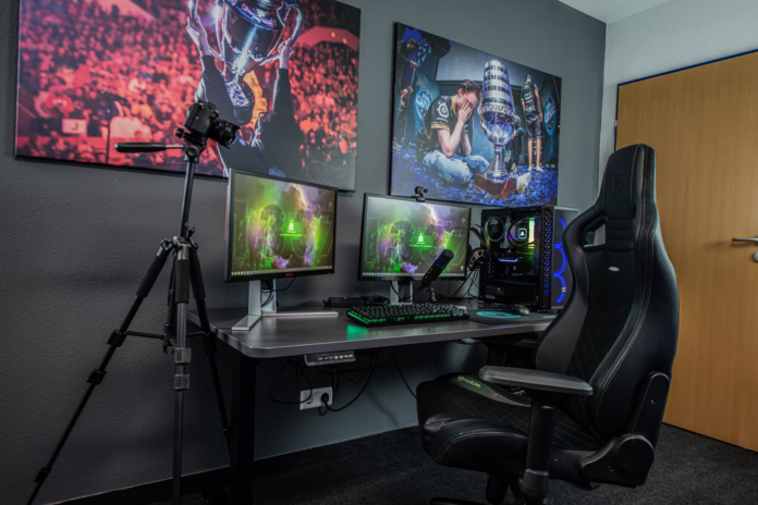 4 Factors To Consider Before Buying The Gaming Chair Of Your Dreams