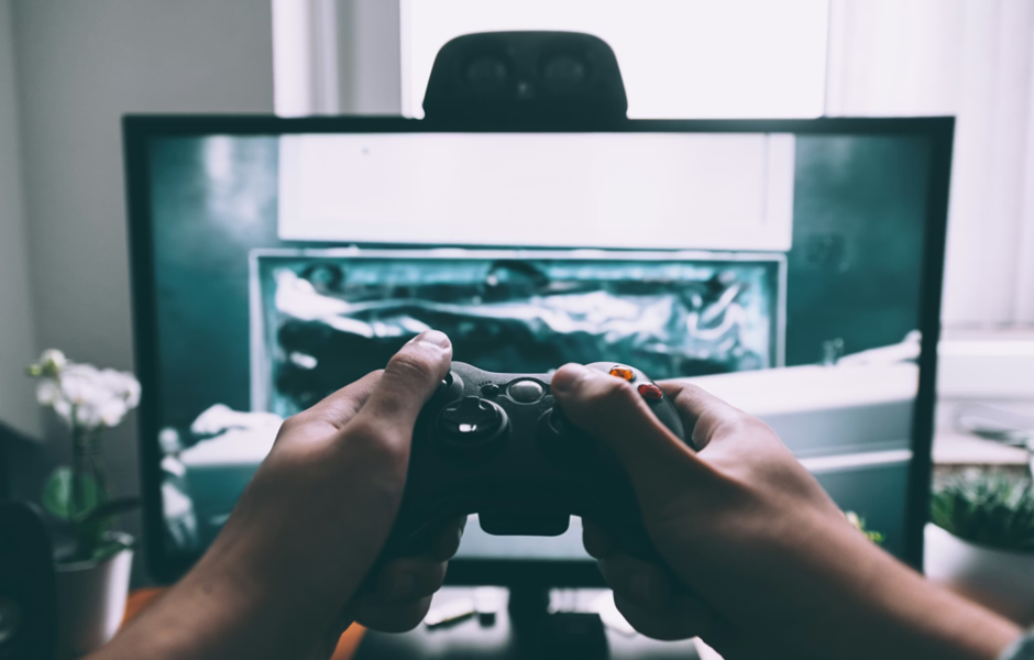Why Gaming Is So Captivating: The Psychology of the Gaming Experience