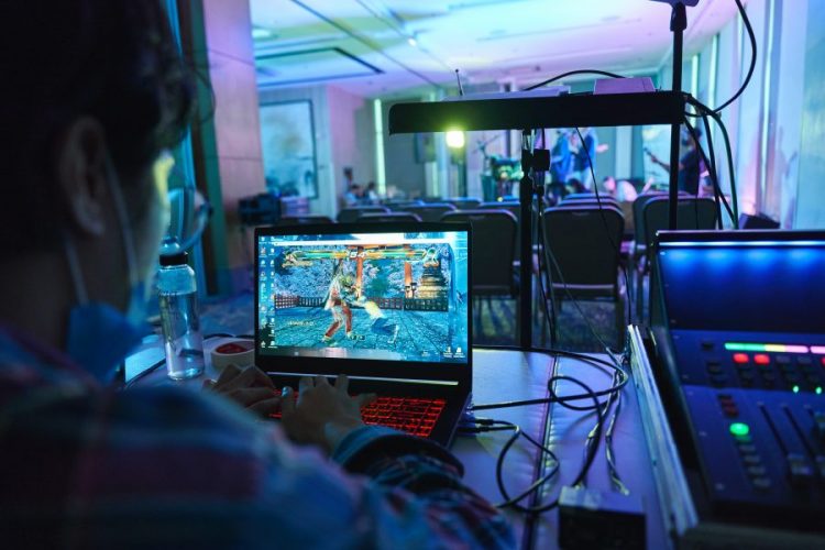 gaming laptop